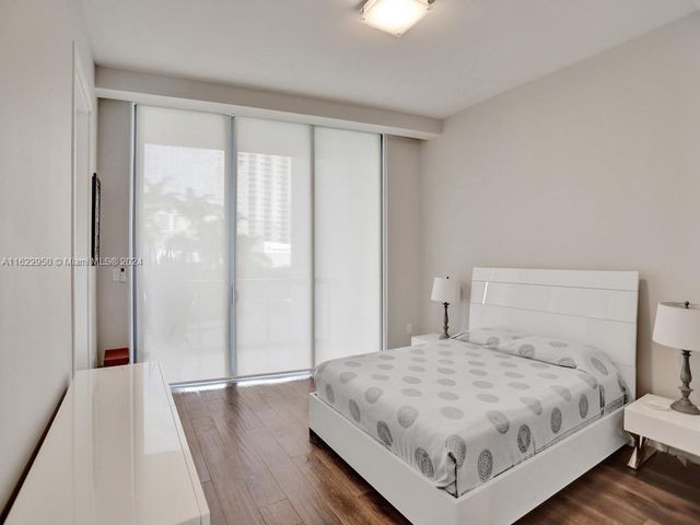 3250 NE 188th St 207, Aventura, FL 33180