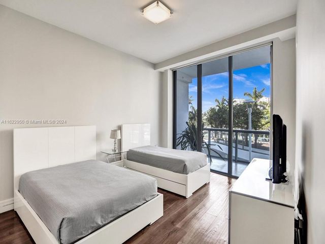 3250 NE 188th St 207, Aventura, FL 33180