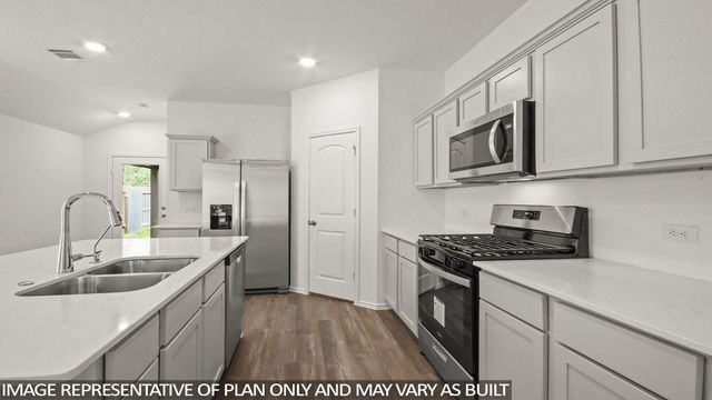 1762 Green Warbler Drive, Crosby, TX 77532