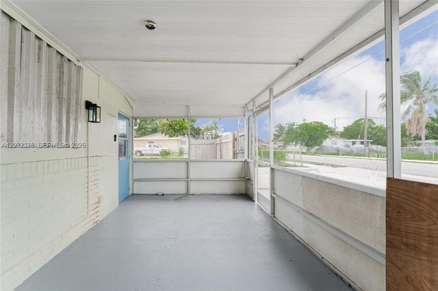 5737 Grant Street 3, Hollywood, FL 33021