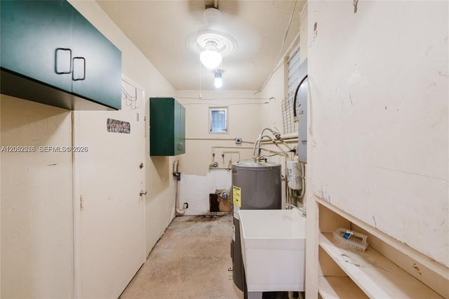 5737 Grant Street 3, Hollywood, FL 33021