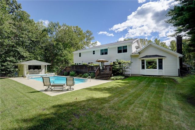 490 Bluhm Road, Perinton, NY 14450