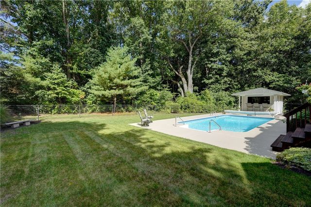 490 Bluhm Road, Perinton, NY 14450