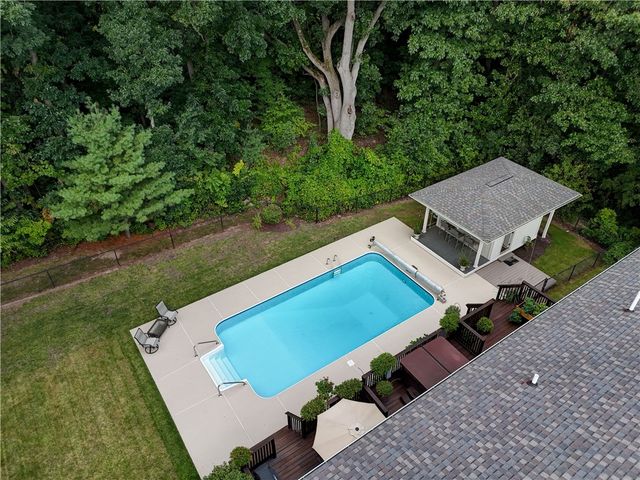 490 Bluhm Road, Perinton, NY 14450