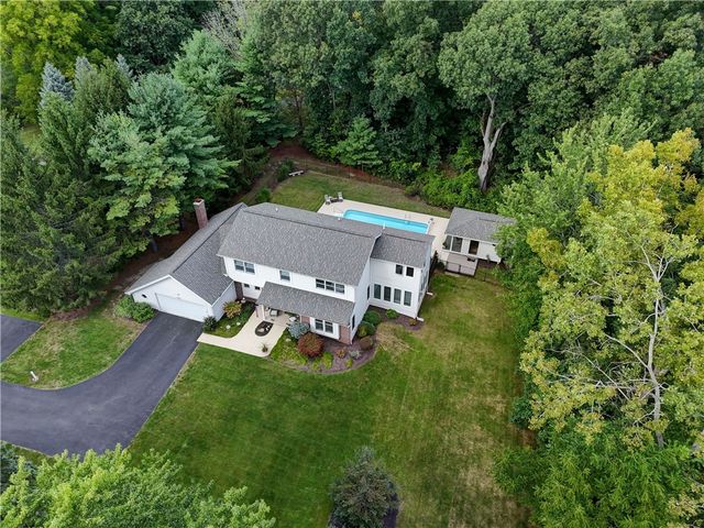 490 Bluhm Road, Perinton, NY 14450