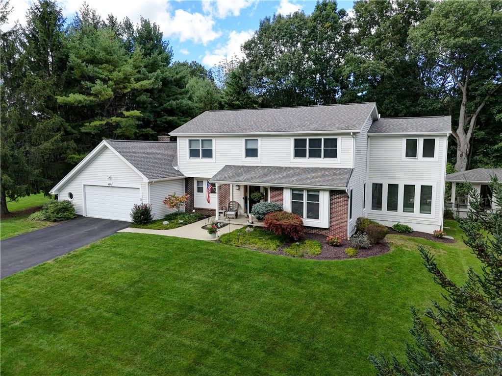 490 Bluhm Road, Perinton, NY 14450