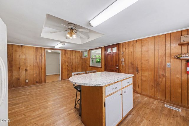 1108 W King Street, Hillsborough, NC 27278