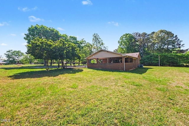 1108 W King Street, Hillsborough, NC 27278