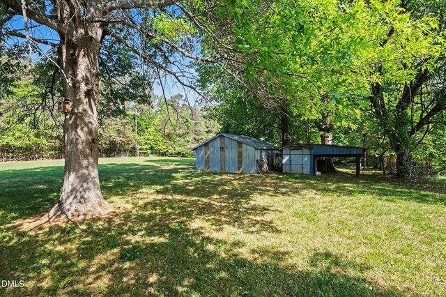 1108 W King Street, Hillsborough, NC 27278