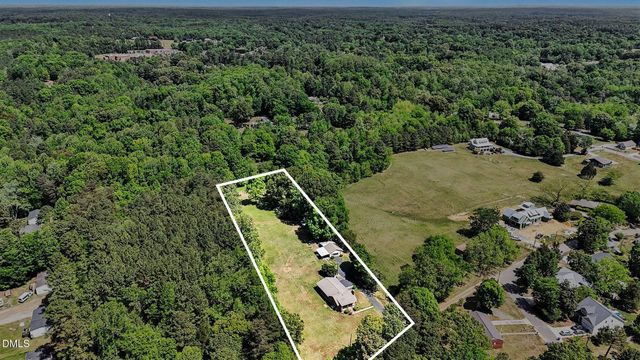 1108 W King Street, Hillsborough, NC 27278
