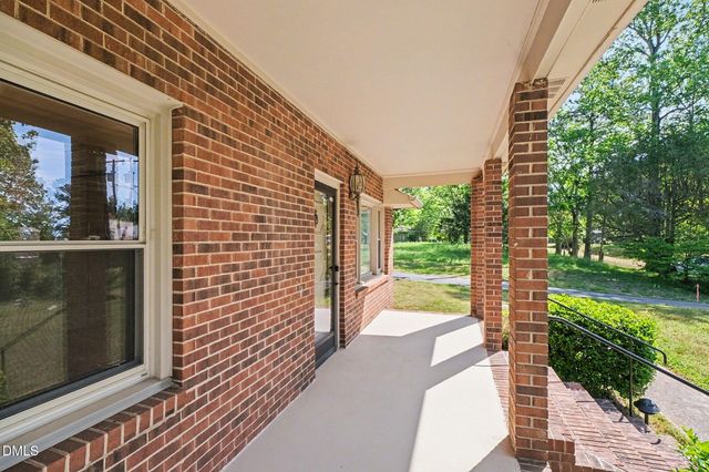 1108 W King Street, Hillsborough, NC 27278