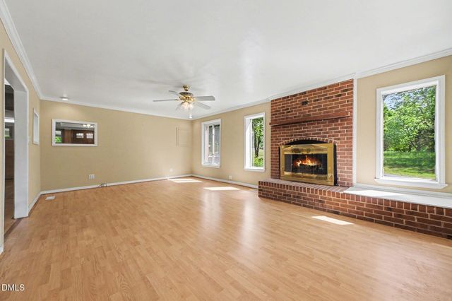1108 W King Street, Hillsborough, NC 27278