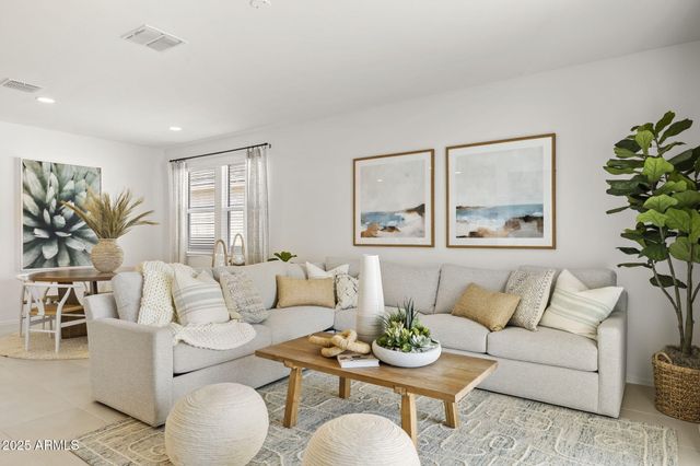 4912 S 106th Lane, Tolleson, AZ 85353