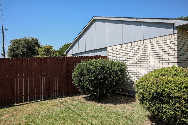 5236 Hawse Drive, The Colony, TX 75056