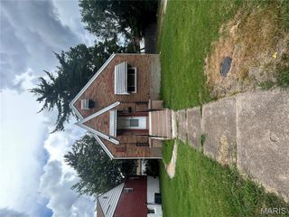 385 Kingston Drive, St Louis, MO 63125