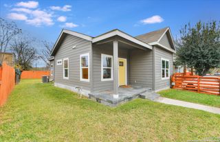 706 S Olive, San Antonio, TX 78203