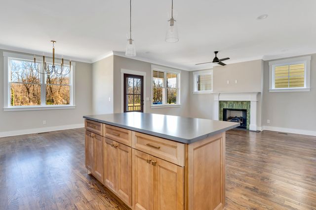 1297 Thomas Avenue, Chattanooga, TN 37409