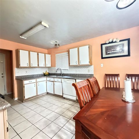 7247 Prairie Village Drive, Cypress, TX 77433