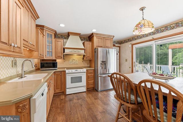 36 PAR DR, Reading, PA 19607