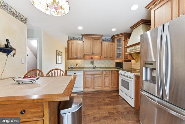 36 PAR DR, Reading, PA 19607