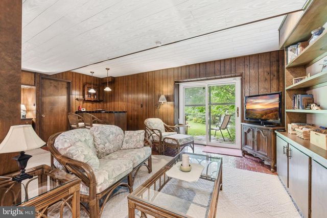 36 PAR DR, Reading, PA 19607