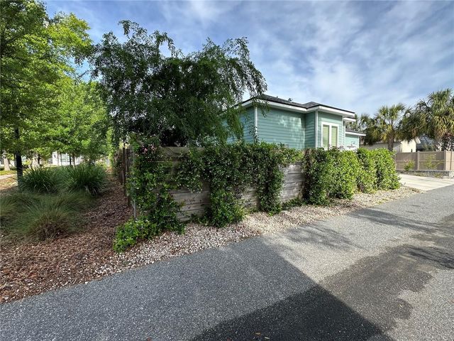 981 SW 137TH WAY, Newberry, FL 32669