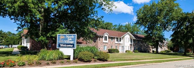 10 Aspen Court 0, Coram, NY 11727