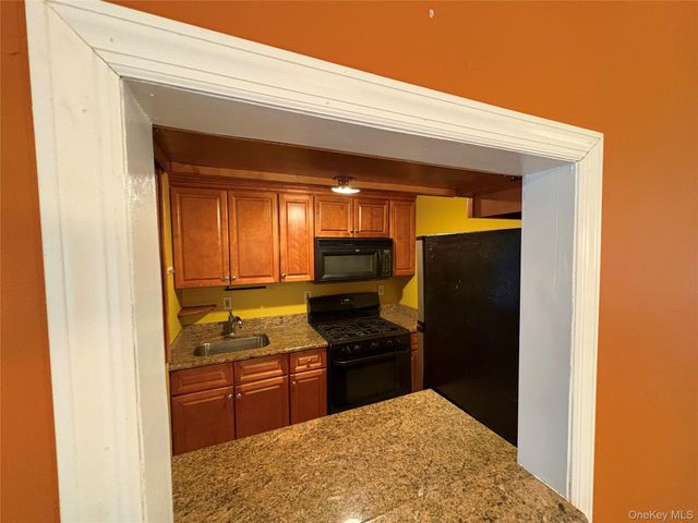 10 Aspen Court 0, Coram, NY 11727