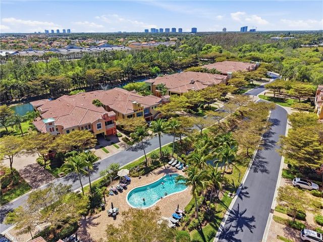8601 Piazza Del Lago CIR 203, Estero, FL 33928