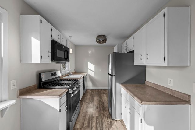 20867 Chippendale Avenue W, Farmington, MN 55024