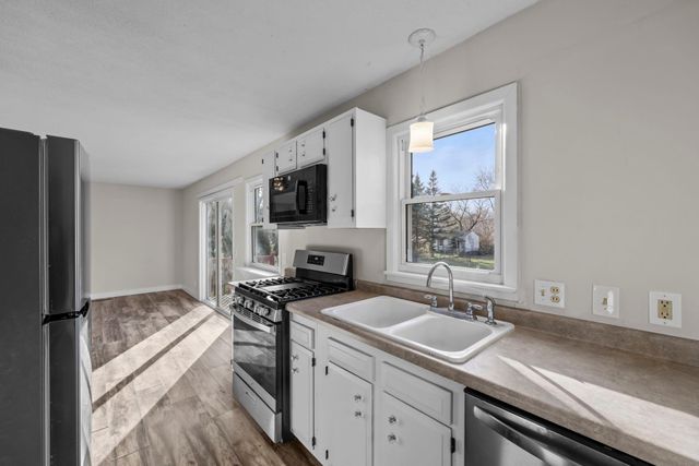 20867 Chippendale Avenue W, Farmington, MN 55024