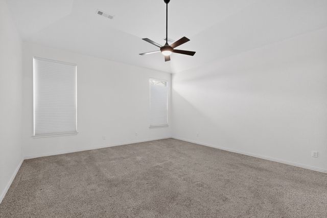 8729 James Drive, Lantana, TX 76226