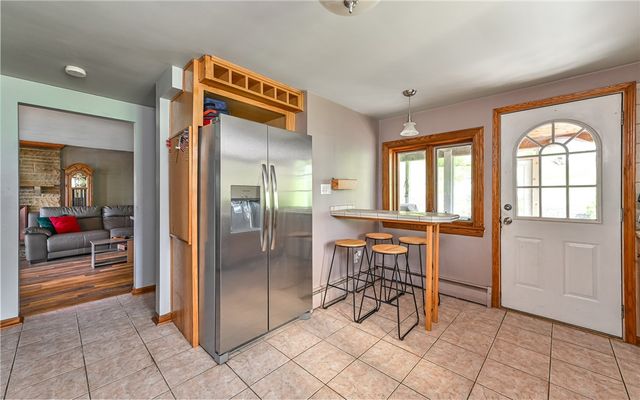 3118 Haberlein Rd, Hampton, PA 15044