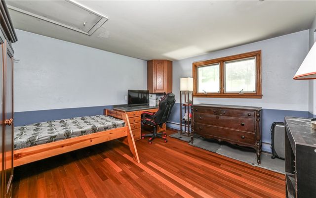 3118 Haberlein Rd, Hampton, PA 15044