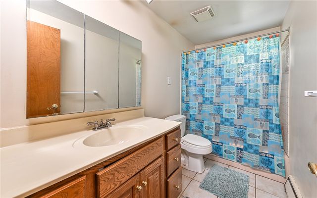 3118 Haberlein Rd, Hampton, PA 15044