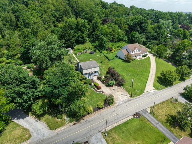 3118 Haberlein Rd, Hampton, PA 15044