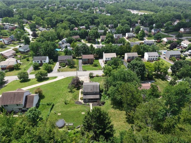 3118 Haberlein Rd, Hampton, PA 15044