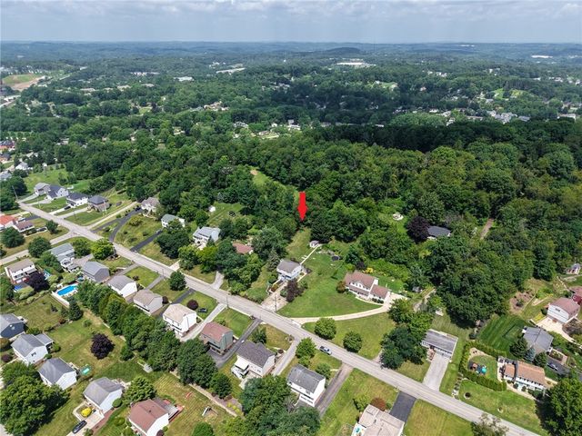3118 Haberlein Rd, Hampton, PA 15044