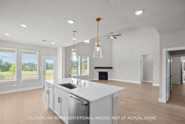 479 6th Street, Magnolia, TX 77355