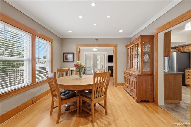 1917 Clawson Avenue, Royal Oak, MI 48073