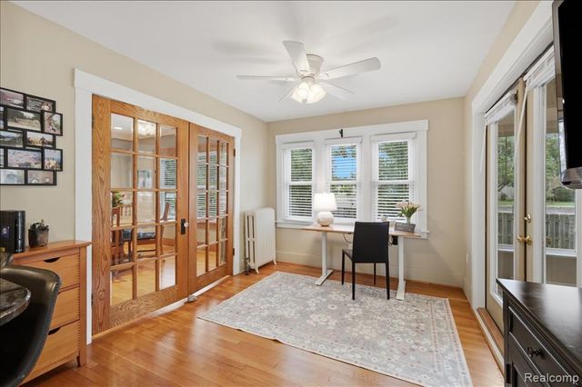 1917 Clawson Avenue, Royal Oak, MI 48073