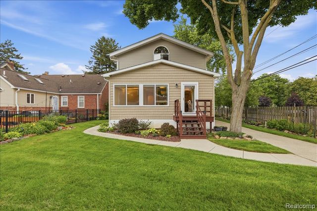 1917 Clawson Avenue, Royal Oak, MI 48073