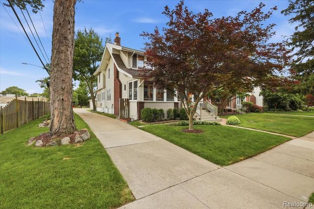 1917 Clawson Avenue, Royal Oak, MI 48073