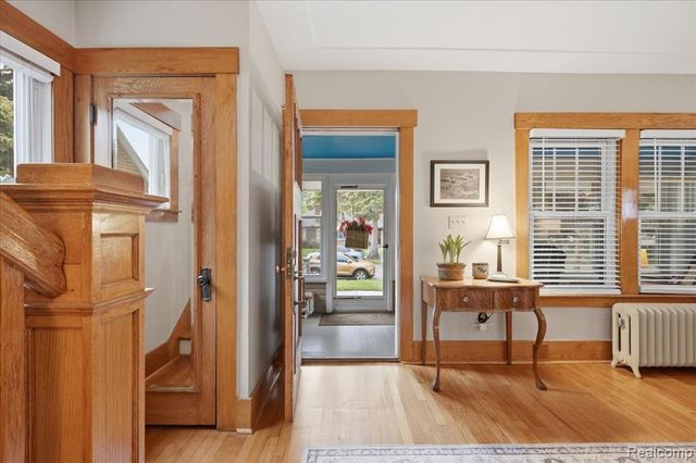 1917 Clawson Avenue, Royal Oak, MI 48073