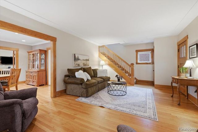1917 Clawson Avenue, Royal Oak, MI 48073