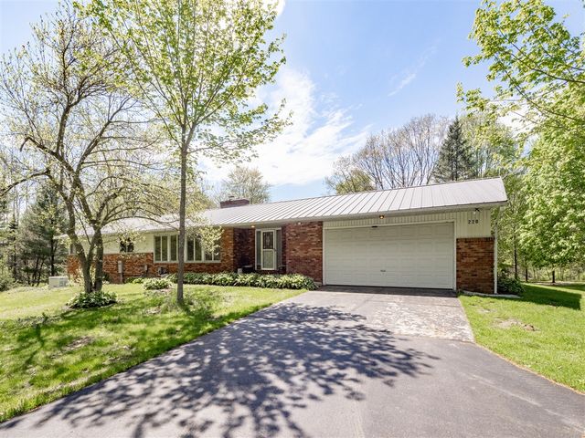220 26th Street, Allegan, MI 49010