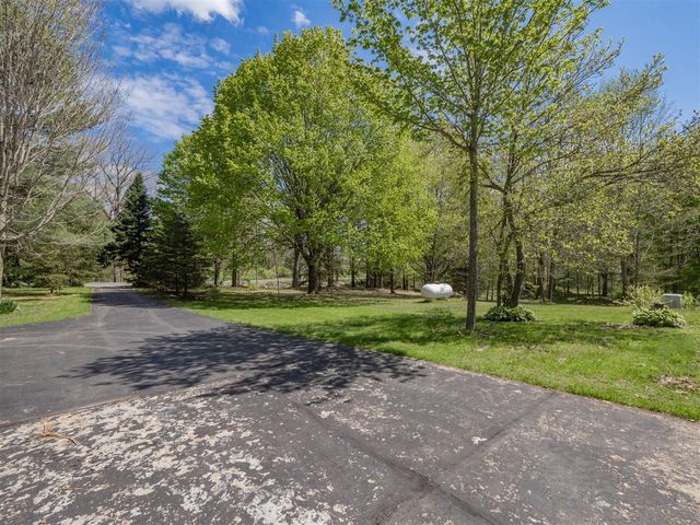 220 26th Street, Allegan, MI 49010