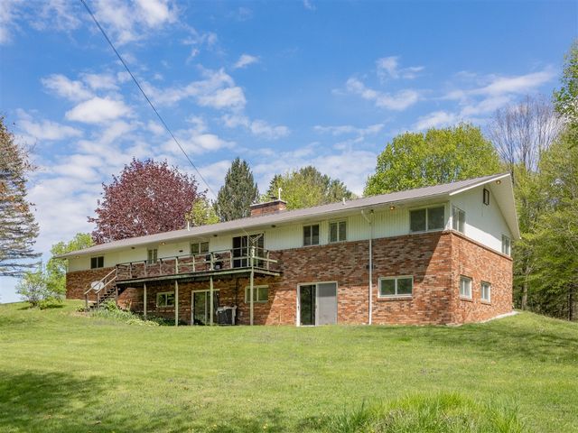 220 26th Street, Allegan, MI 49010