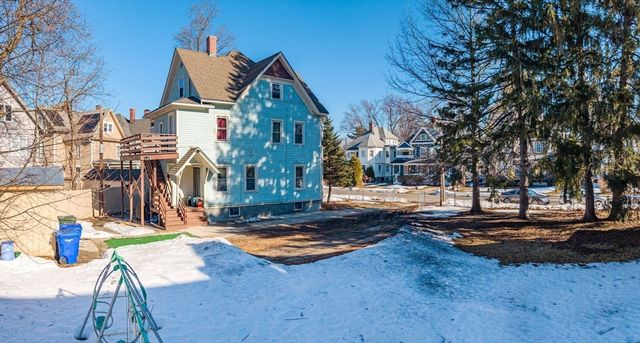 166 Westminster St, Springfield, MA 01109