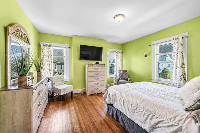 166 Westminster St, Springfield, MA 01109